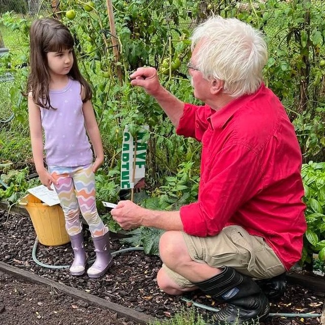 Proof that the best classrooms don't have walls.Five-year-old Beth recently traded the city for the valley, helping John at Aunty Eileen’s with the daily rounds. From watering the guinea fowl to harvesting the veggie patch, she’s already angling to move in next door!Kangaroo Valley farm stays: where the air is fresh, the eggs are warm, and the memories last a lot longer than the drive home.Check out our favourite family stays via the link in our bio visitkangaroovalley.com.au @visitshoalhaven @visitnsw